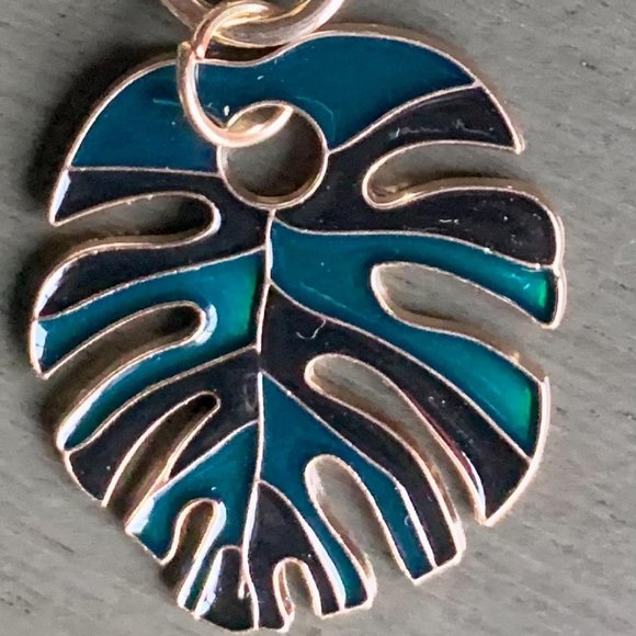 5 Styles Colorful Metal Monstera Tropical Leaves Leaf Handbag Bag Charm Keychain - Picture 2 of 8